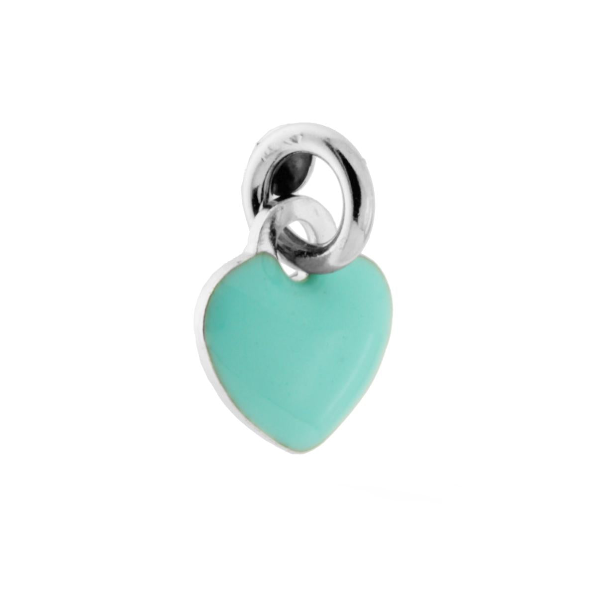 Ciondolo a forma di Cuore con applicazione smalto colore Verde Acqua.