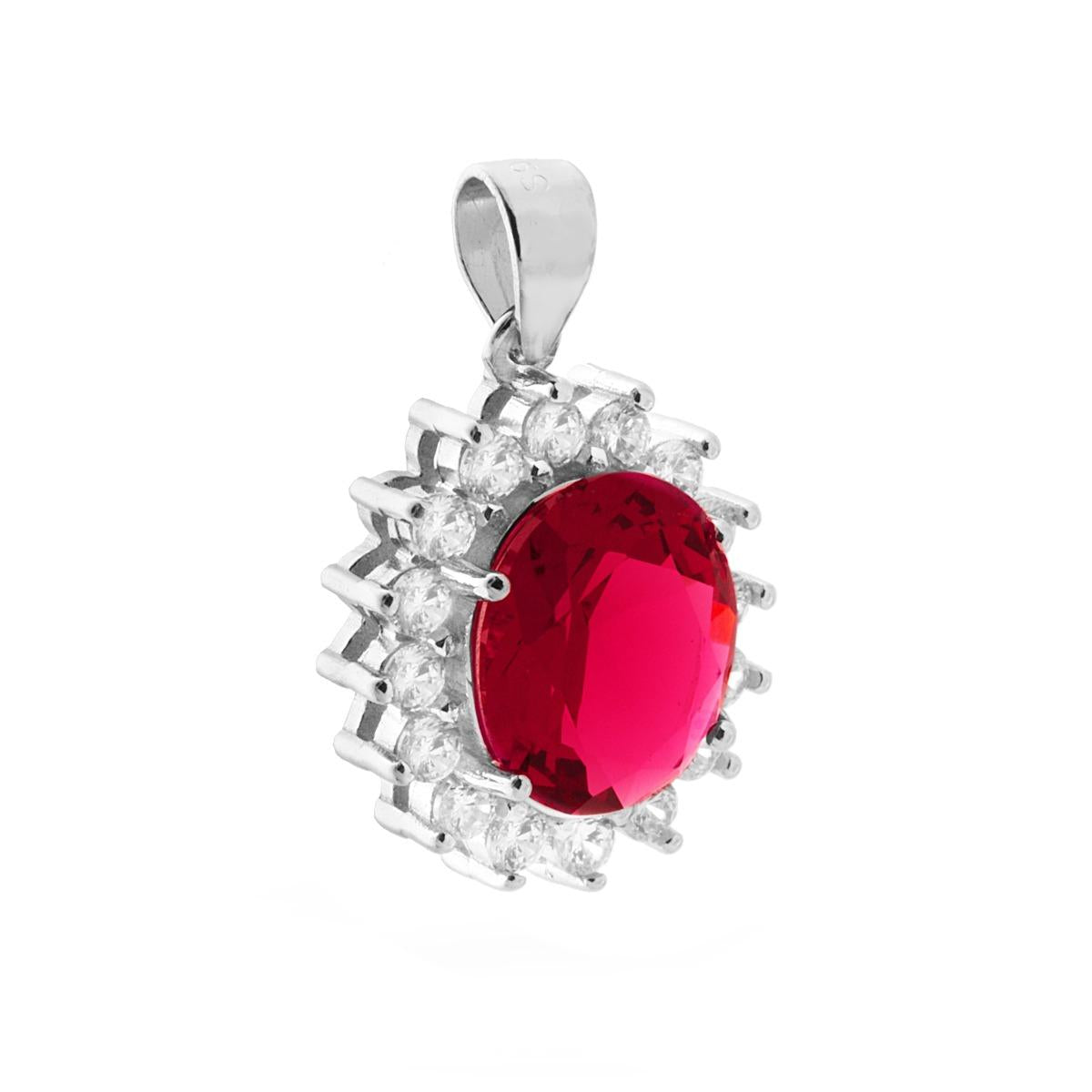 Ciondolo con forma Ovale con Zircone Rosso Rubino contornato da Zirconi Bianchi.