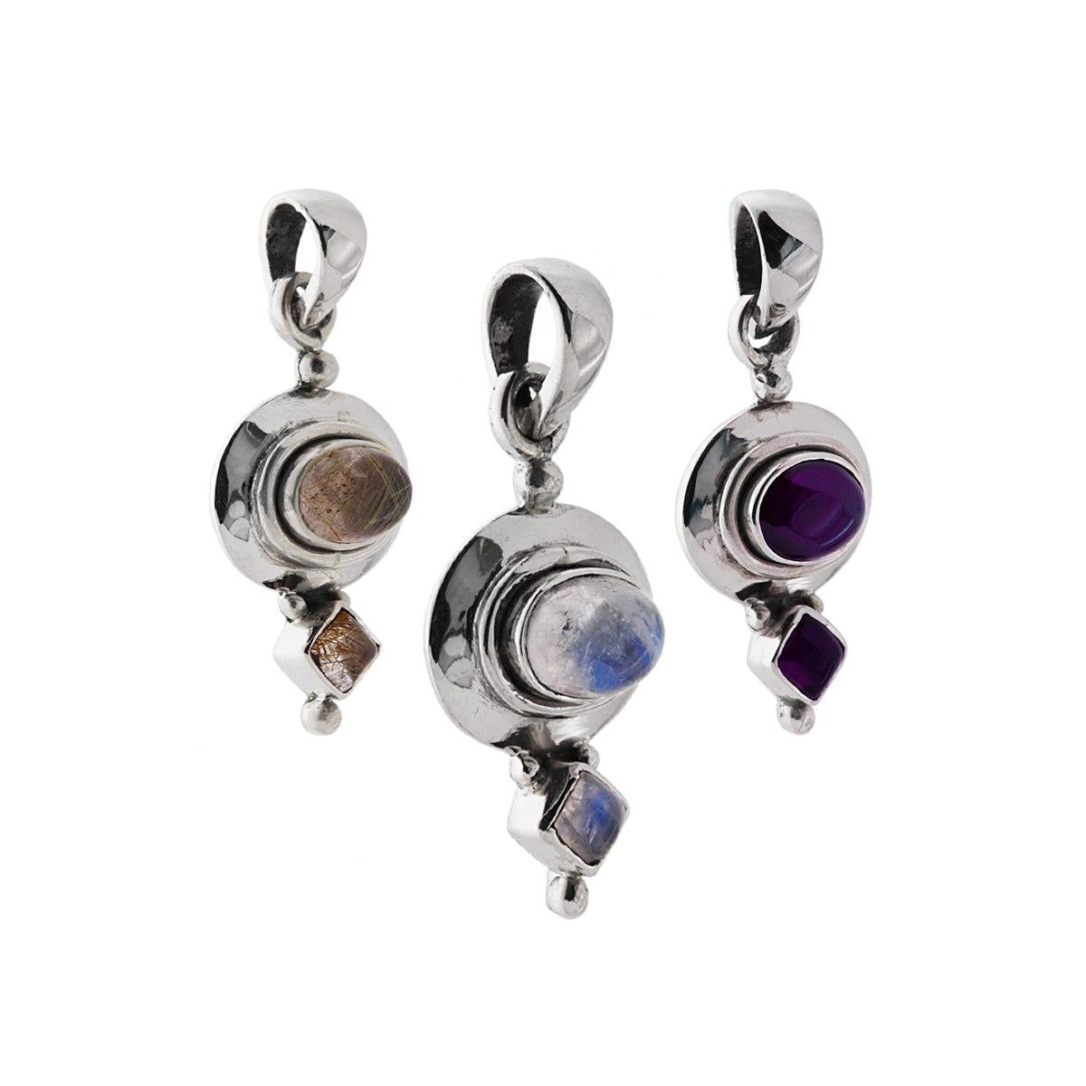 Ciondolo Etnico con Accessorio di forma Ovale e Quadrata con Pietre Granato, Ametista, Opale, Quarzo Rutilato, Tanzanite, Turchese, Verde Peridoto, Onice, Perla Bianca. <BR>Puoi scrivere sulla nota dell'ordine il tipo di pietra che preferisci, indicando il numero corrispondente.<BR>