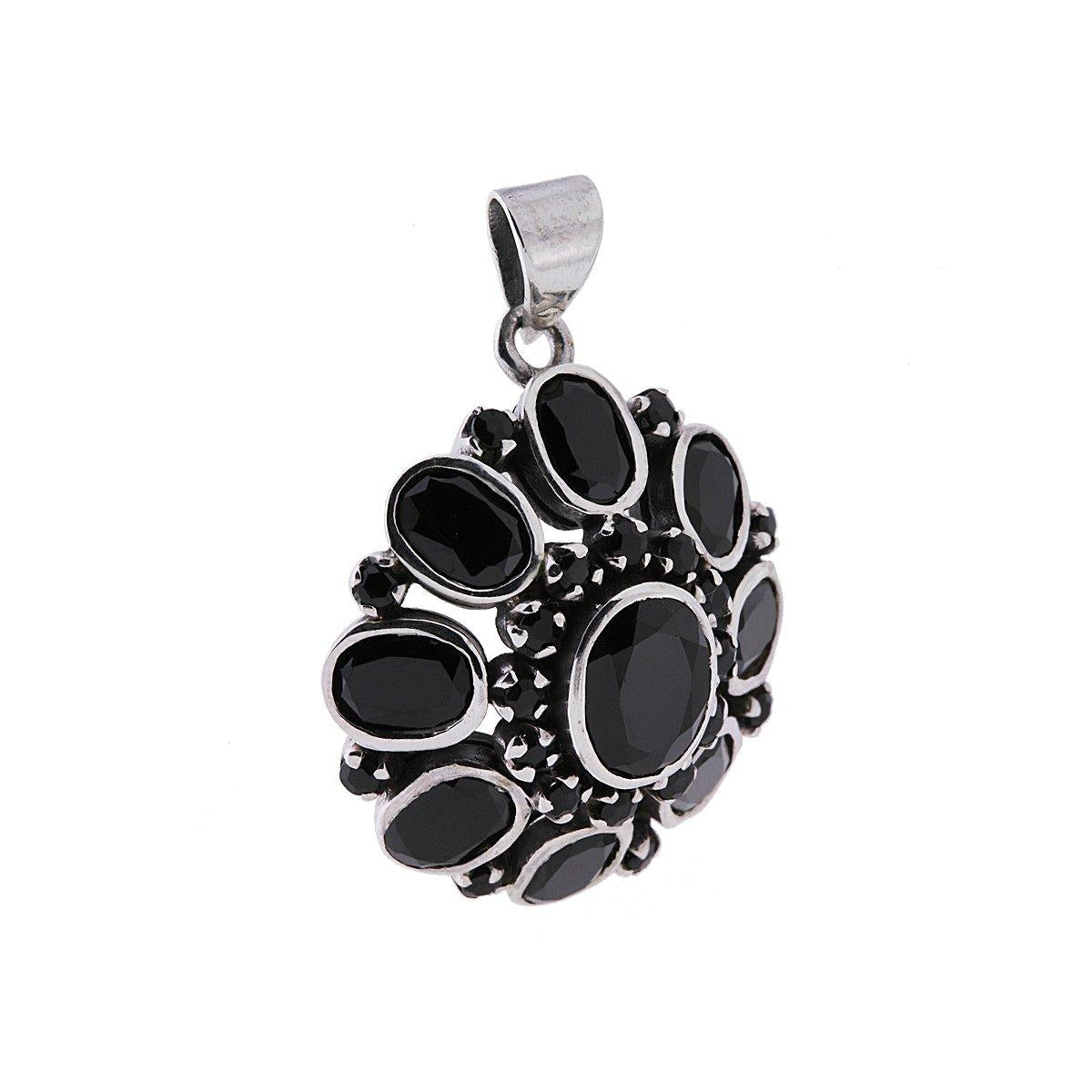 Ciondolo Etnico a forma di Fiore con pietre Ovali in Onice.