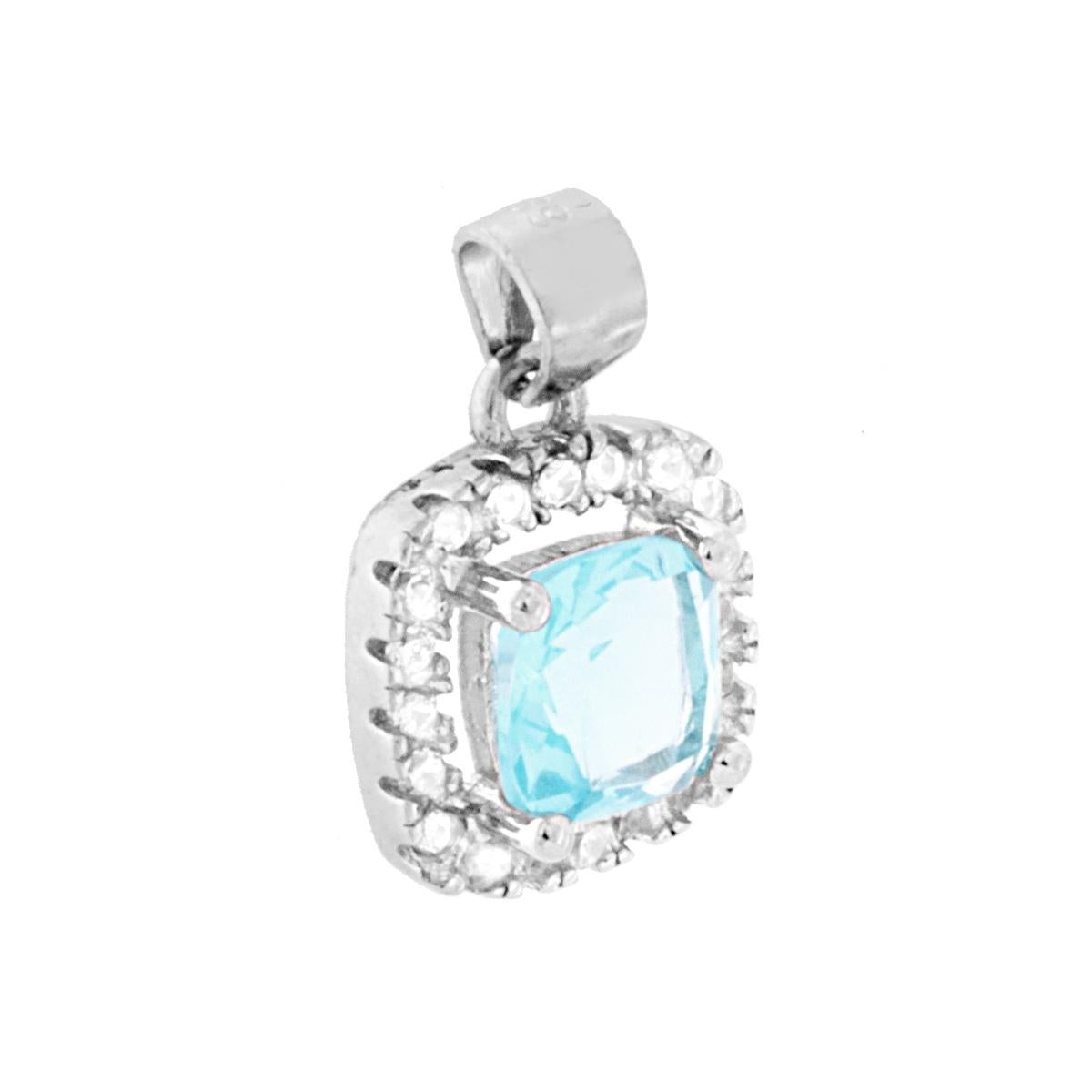 Ciondolo di forma quadrata con zircone Acquamarina montato su 4 Griffe contornato da zirconi bianchi incastonati.