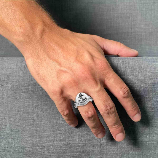 Anello Uomo Chevalier a scudo in Argento 925 Regolabile con zircone