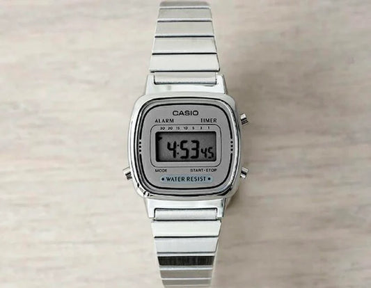 Casio Vintage LA-670WA-7D Orologio Donna