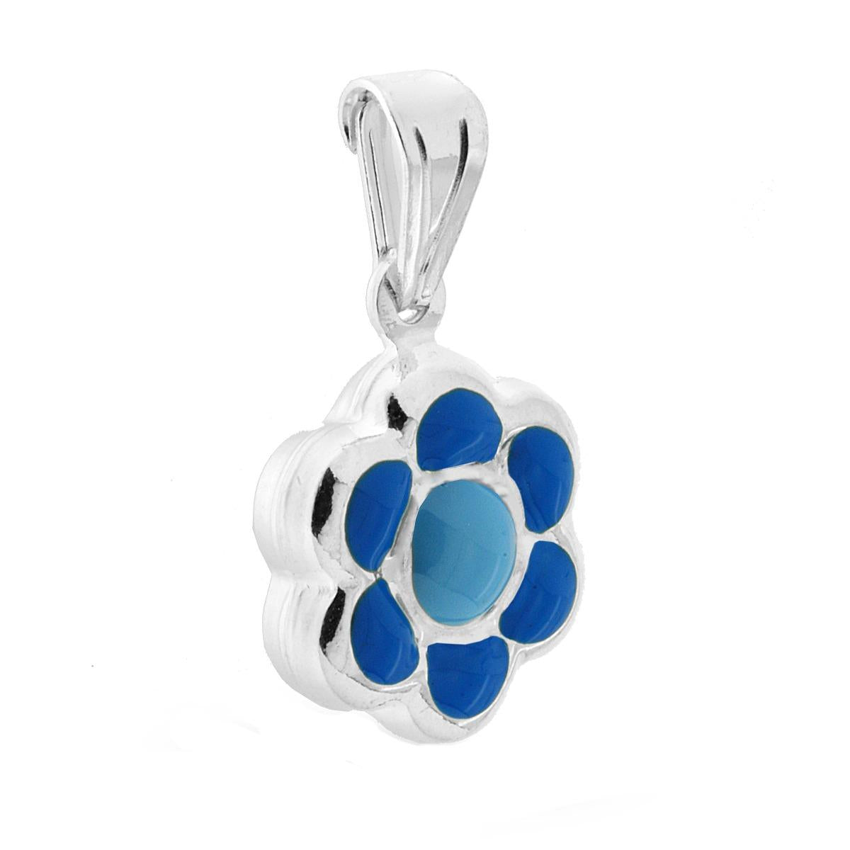 Ciondolo bombato, effetto tridimensionale, per Bimbo e Bimba, a forma di Fiore con applicazione smalto colore Blu.<BR>Made in Italy