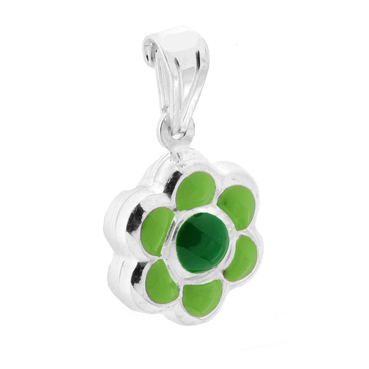Ciondolo bombato, effetto tridimensionale, per Bimbo e Bimba, a forma di Fiore con applicazione smalto colore Verde.<BR>Made in Italy