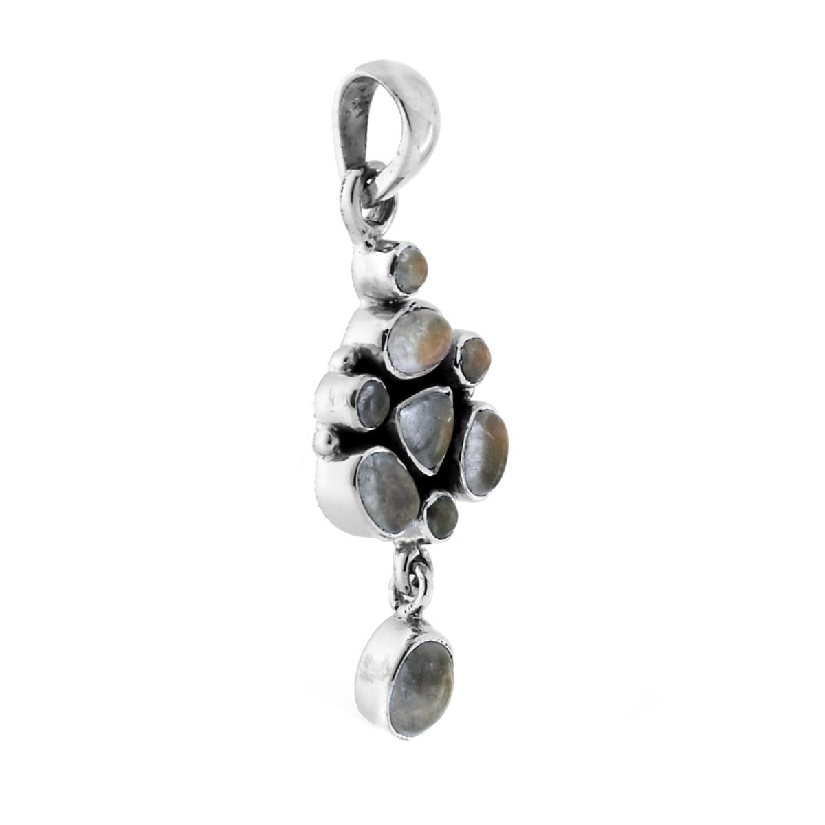 Ciondolo Etnico con Accessorio a forma geometrica con Pietre Quarzo Rutilato.