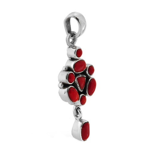 Ciondolo Etnico con Accessorio a forma geometrica con Pietre Corallo.