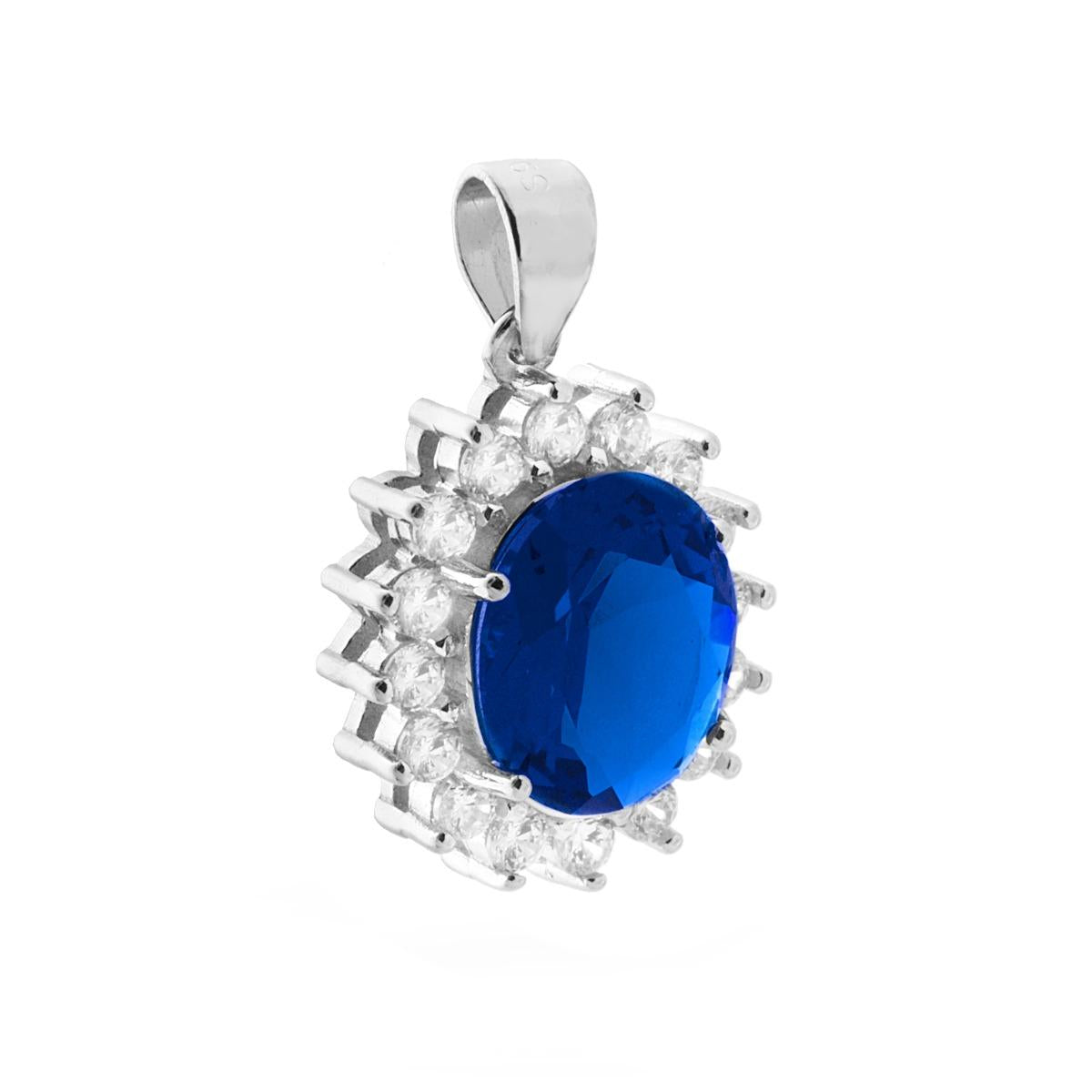 Ciondolo con forma Ovale con Zircone Blu Zaffiro contornato da Zirconi Bianchi.