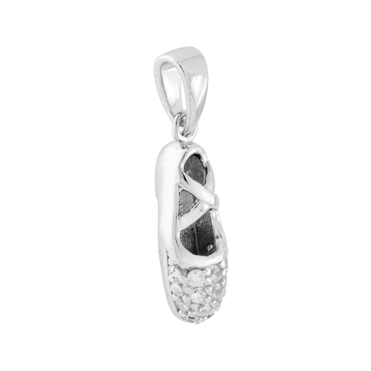 Ciondolo a forma di Scarpetta singola da Ballerina, finitura liscia e lucida e con cubic zirconia colore bianco incastonati.<BR>