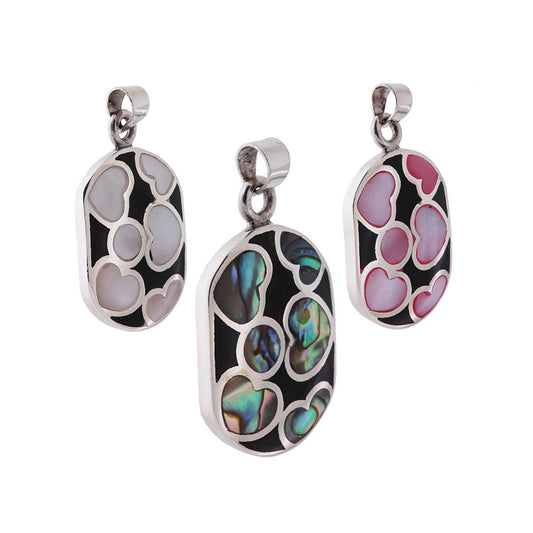 Ciondolo Etnico di forma ovale con Cuori in Madreperla Rosa Bianco e Multicolor e Smalto nero.<BR>Puoi scrivere sulla nota dell'ordine il tipo di pietra che preferisci, indicando il numero corrispondente.<BR>