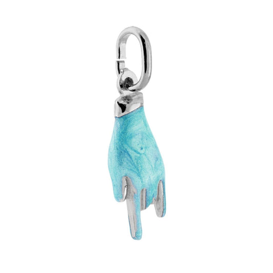 Ciondolo a forma di mano a corna con applicazione smalto colore azzurro perlato e brillante.<BR>Made in Italy