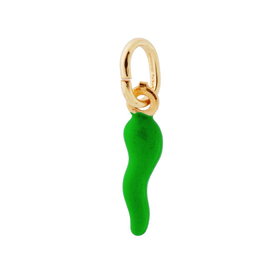 Ciondolo a forma di corno portafortuna con applicazione smalto colore Verde con finitura liscia e lucida.<BR>Made in Italy