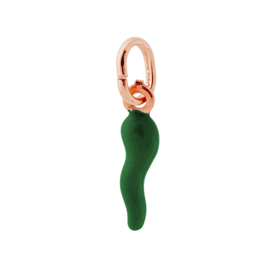 Ciondolo a forma di corno portafortuna con applicazione smalto colore Verde Scuro con finitura liscia e lucida.<BR>Made in Italy