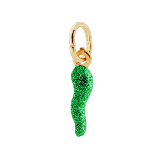 Ciondolo a forma di corno portafortuna con applicazione smalto colore verde con superficie glitterata.<BR>Made in Italy