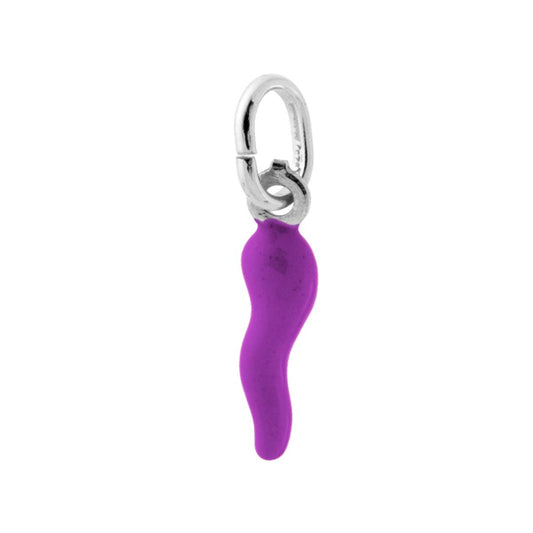 Ciondolo a forma di corno portafortuna con applicazione smalto colore viola con finitura liscia e lucida.<BR>Made in Italy