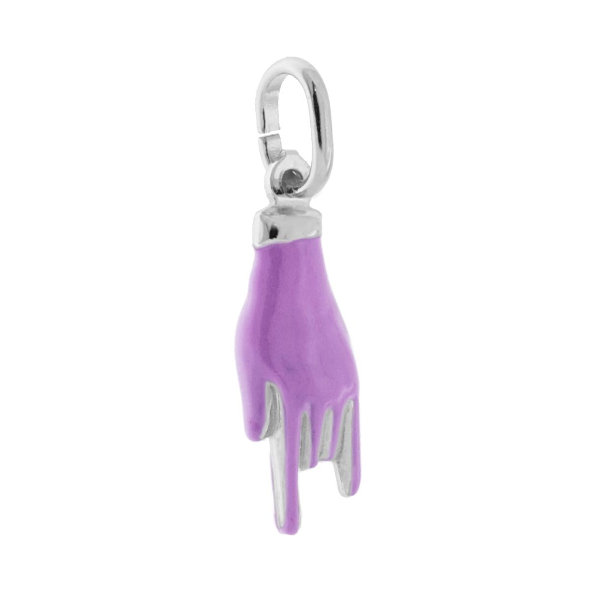 Ciondolo a forma di Mano con Corna portafortuna con applicazione smalto colore lilla con finitura liscia e lucida.<BR>Made in Italy<BR>