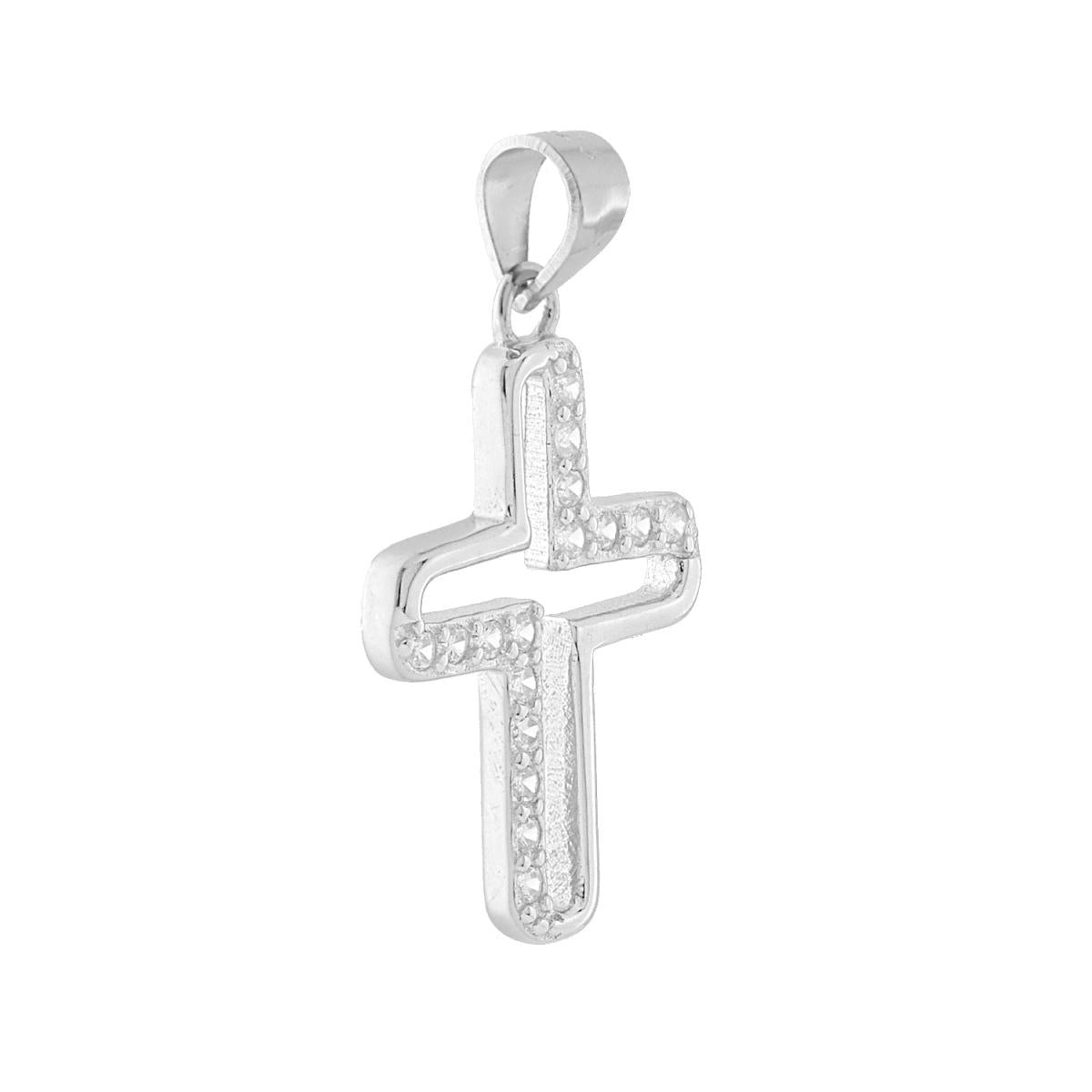 Ciondolo a forma di croce con finitura liscia e lucida e cubic zirconia bianchi incastonati.