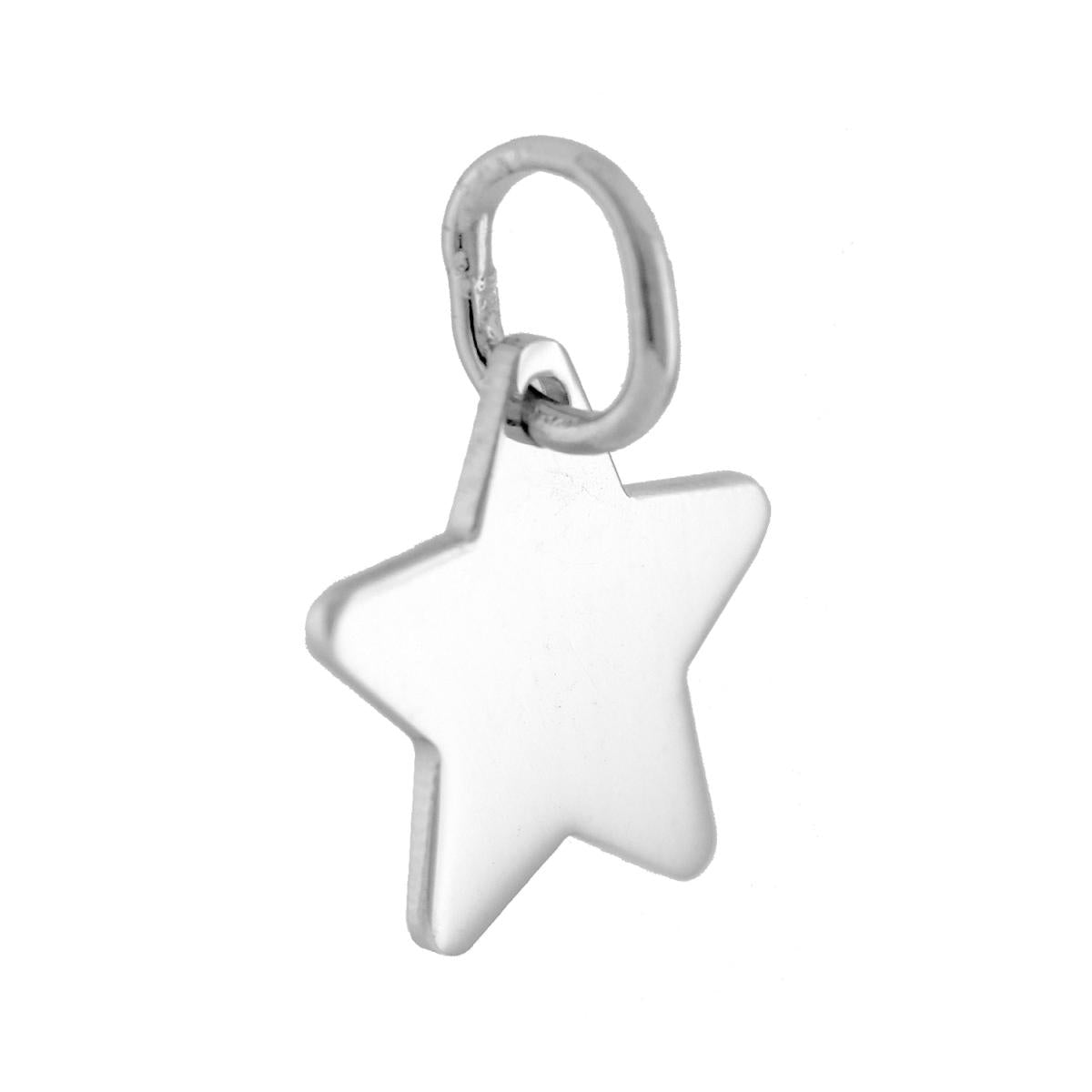 Ciondolo plain a forma di stella con finitura liscia e lucida.<BR>Made in Italy