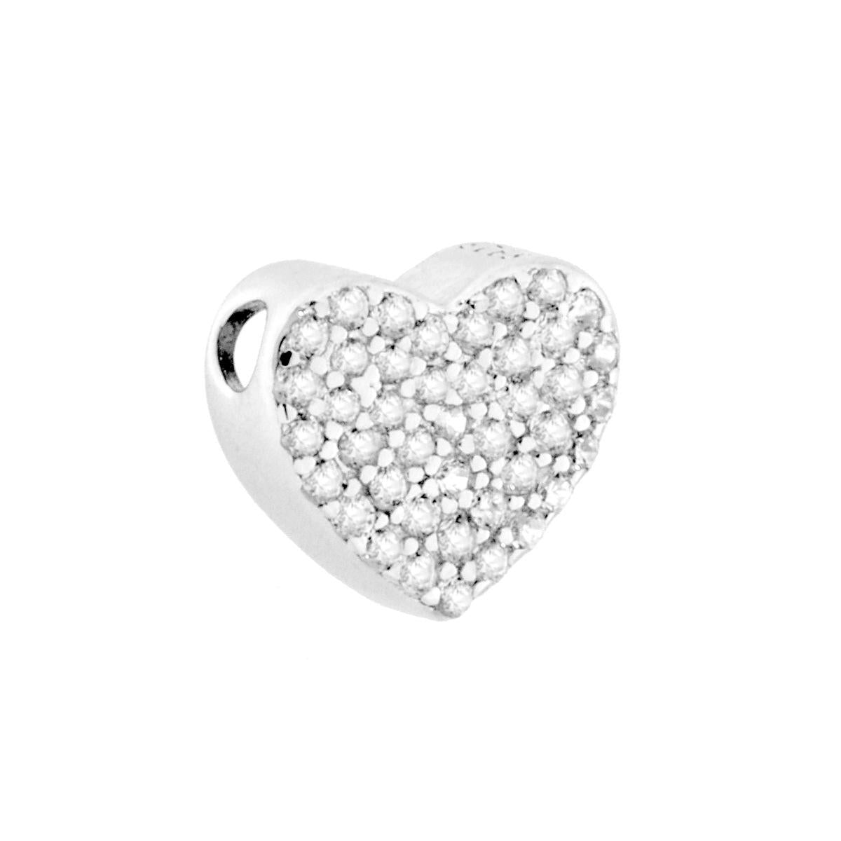Ciondolo con passante per catena a forma di cuore con cubic zirconia bianchi incastonati.
