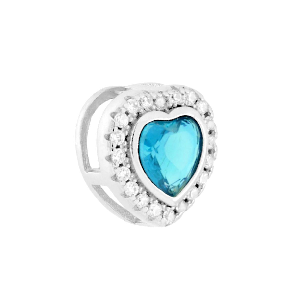 Ciondolo con passante per catena a forma di cuore colore acquamarina con cubic zirconia bianchi incastonati intorno.<BR>