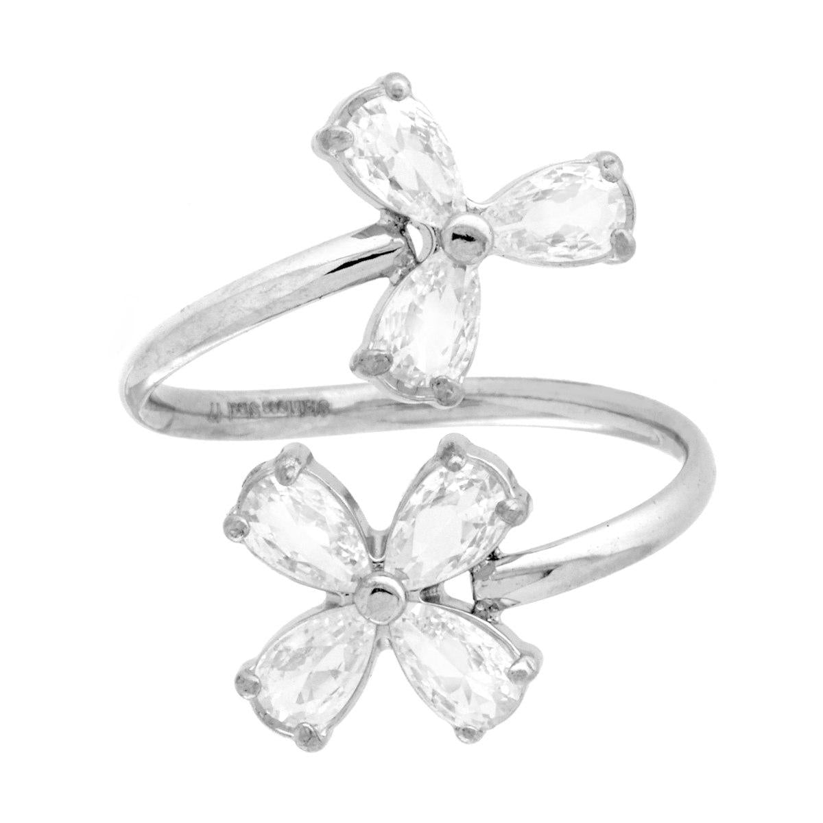 Anello filo Contrarie Fiori con Crystal Bianchi a Goccia in ACCIAIO