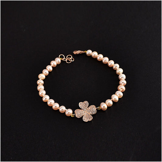 Bracciale Donna in Argento 925 con quadrifoglio zirconato ramato e perle rosa