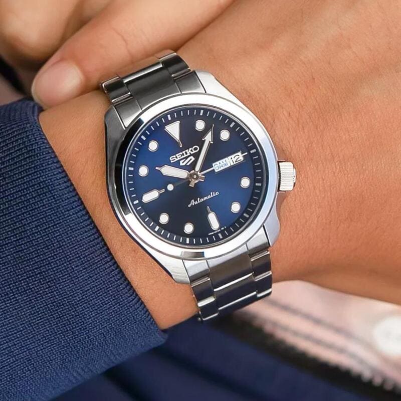 Seiko 5 Sports SRPE53